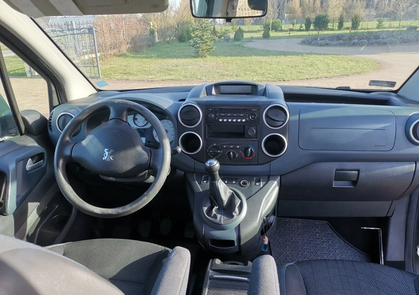 Peugeot Partner cena 25950 przebieg: 174000, rok produkcji 2012 z Białystok małe 191